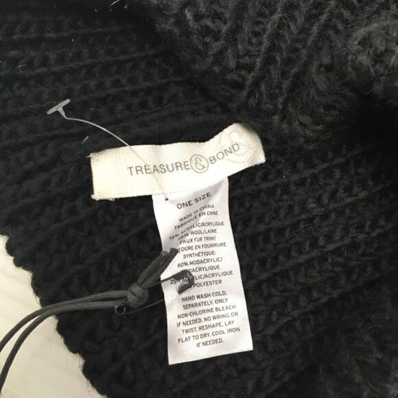 New Treasure & Bond Black Knit Pom Beanie (M) - Picture 5 of 6